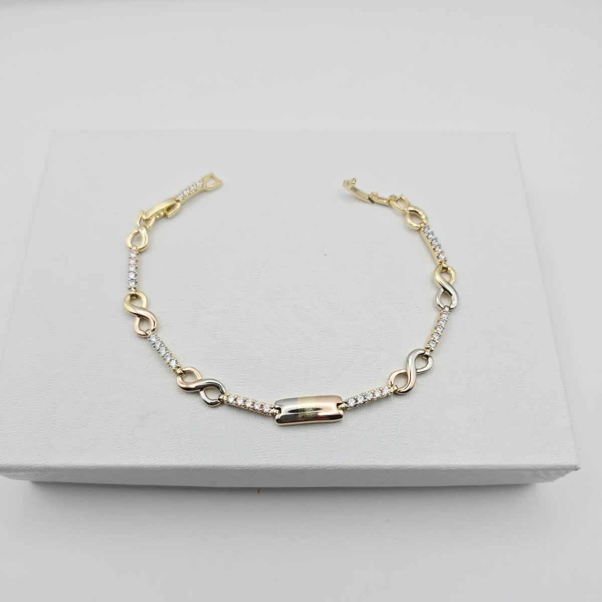 Pulsera Infinitos 3 Oros xp