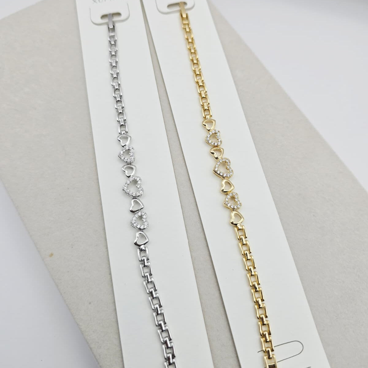 Pulsera Corazones xp