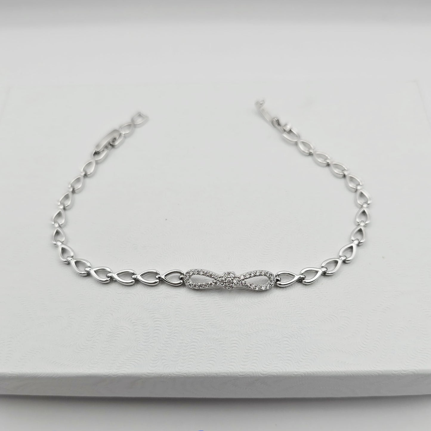 Pulsera Infinito Plateada xp