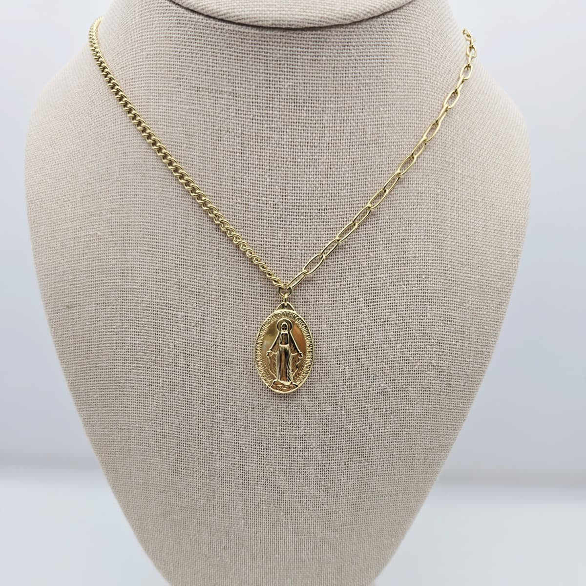 Cadena Virgen Milagrosa xp