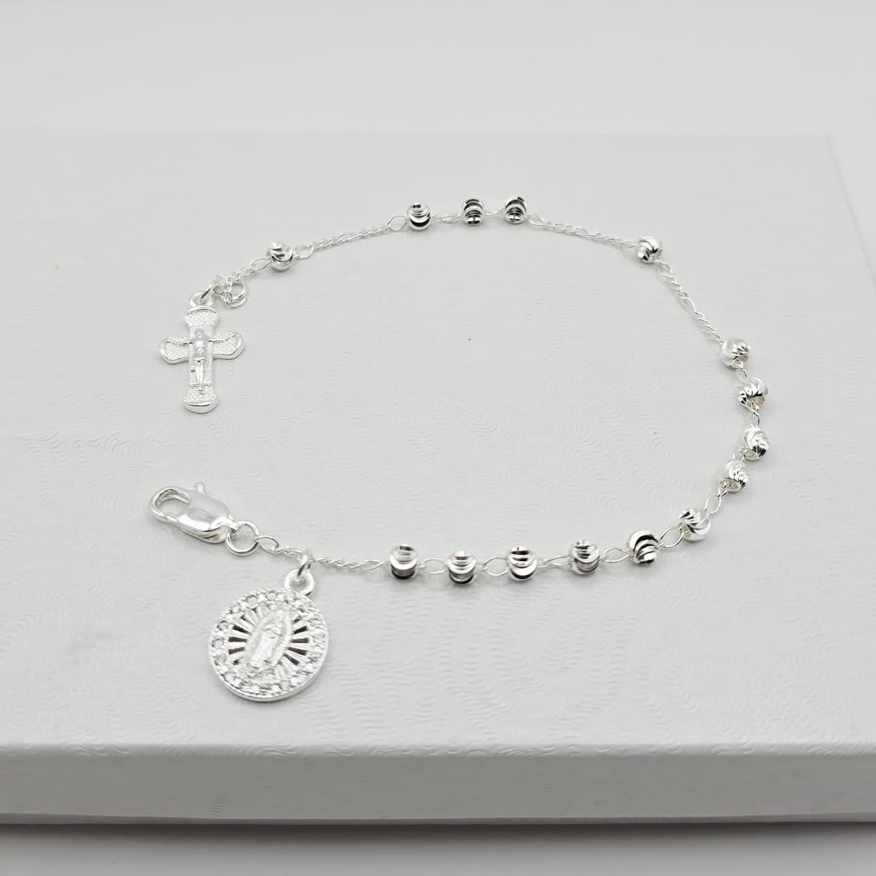 Denario Plateado Virgen de Guadalupe