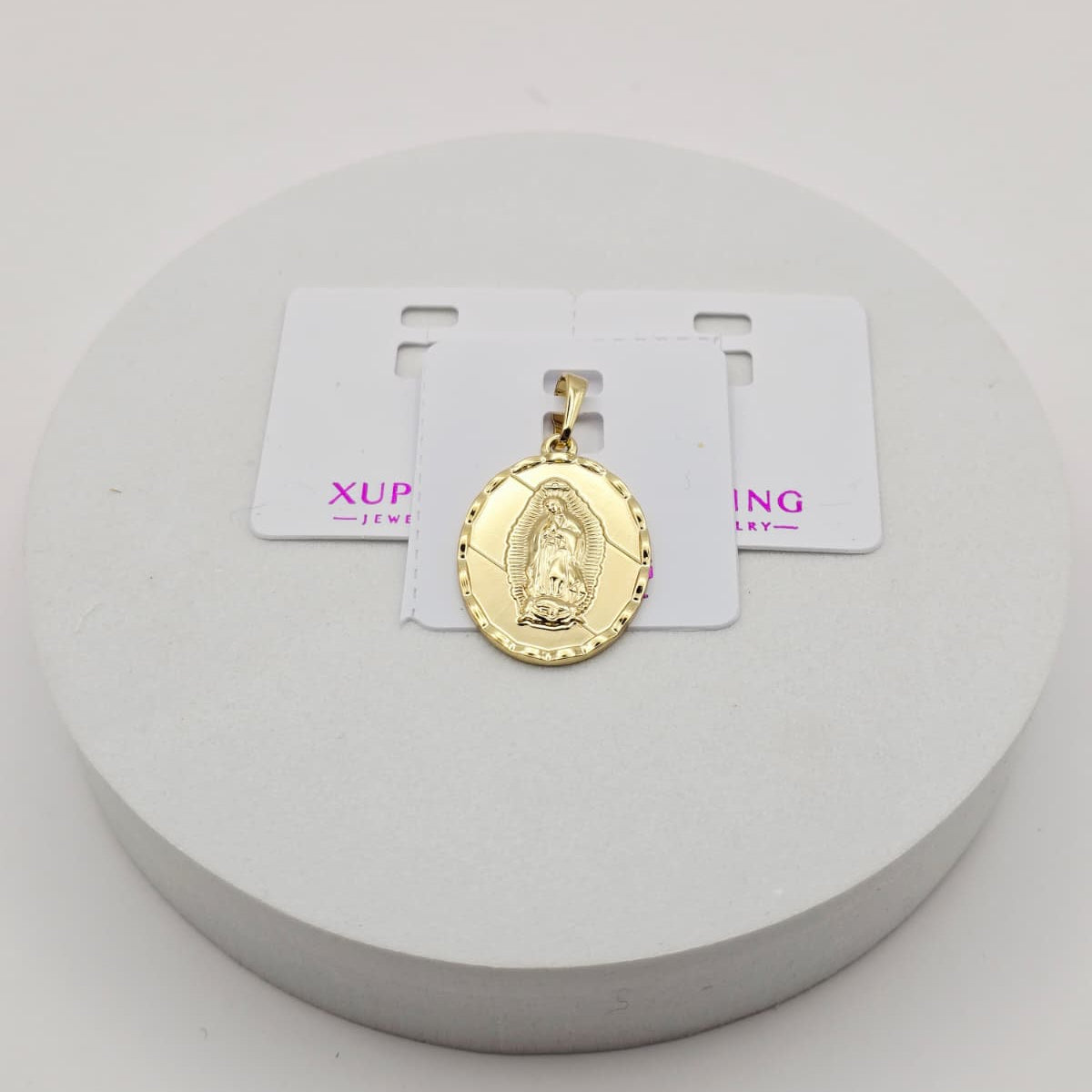 Dije Virgen de Guadalupe Dorado xp