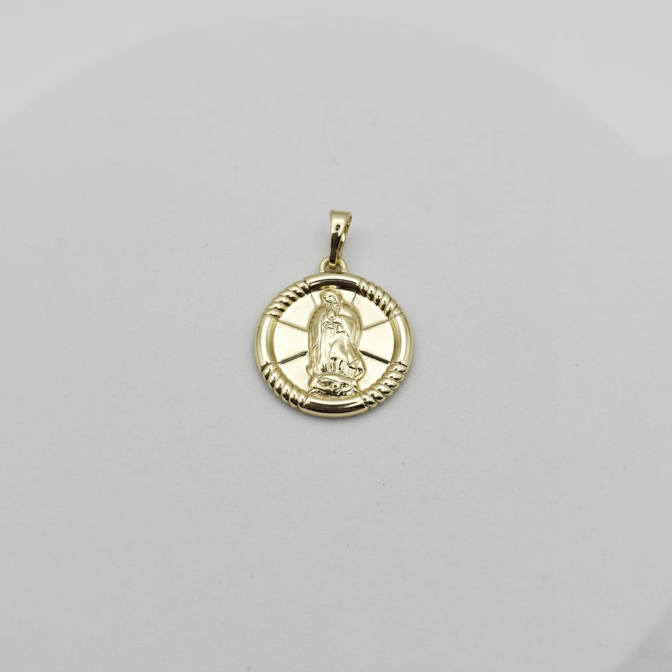 Dije Virgen de Guadalupe xp