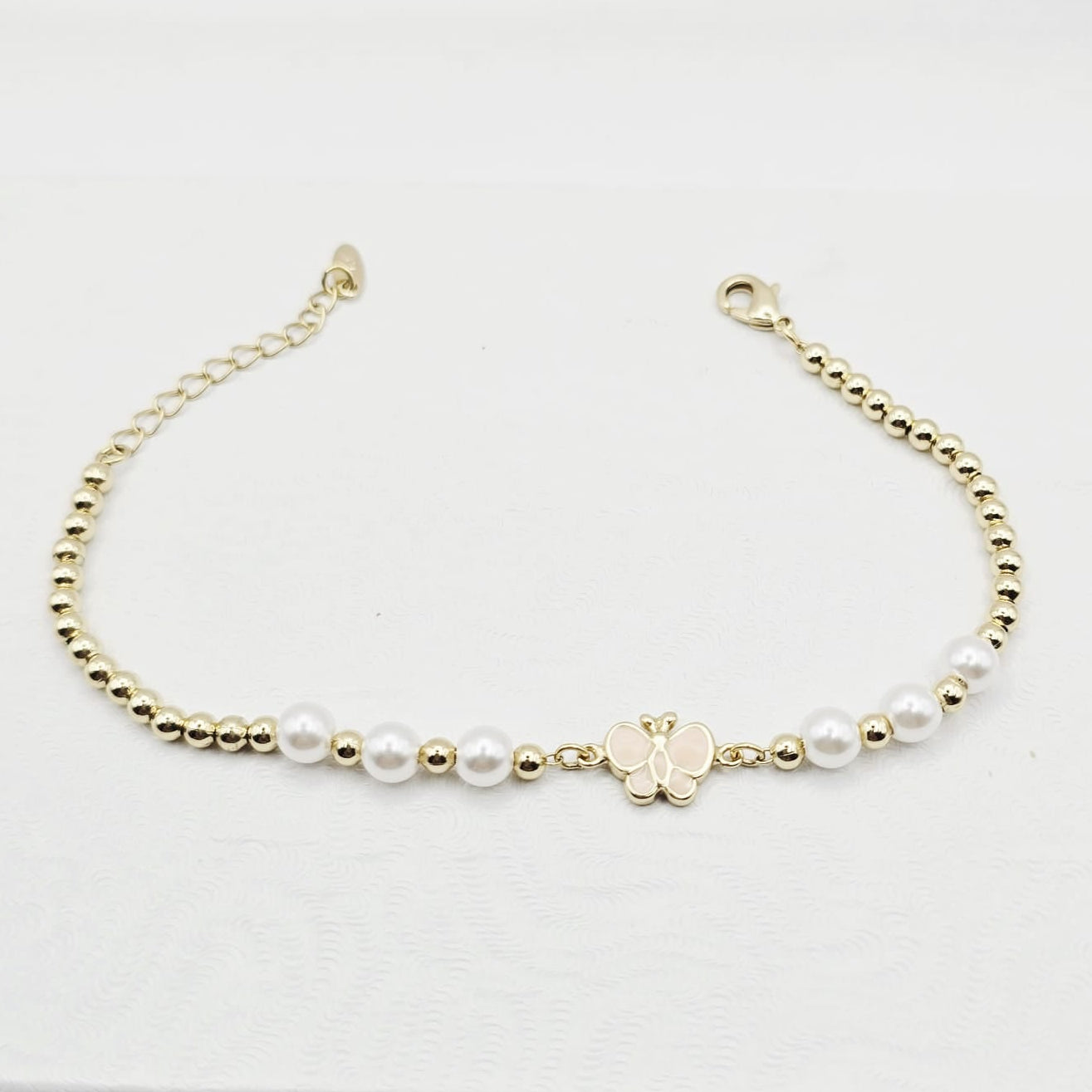 Pulsera Mariposa y Perlas