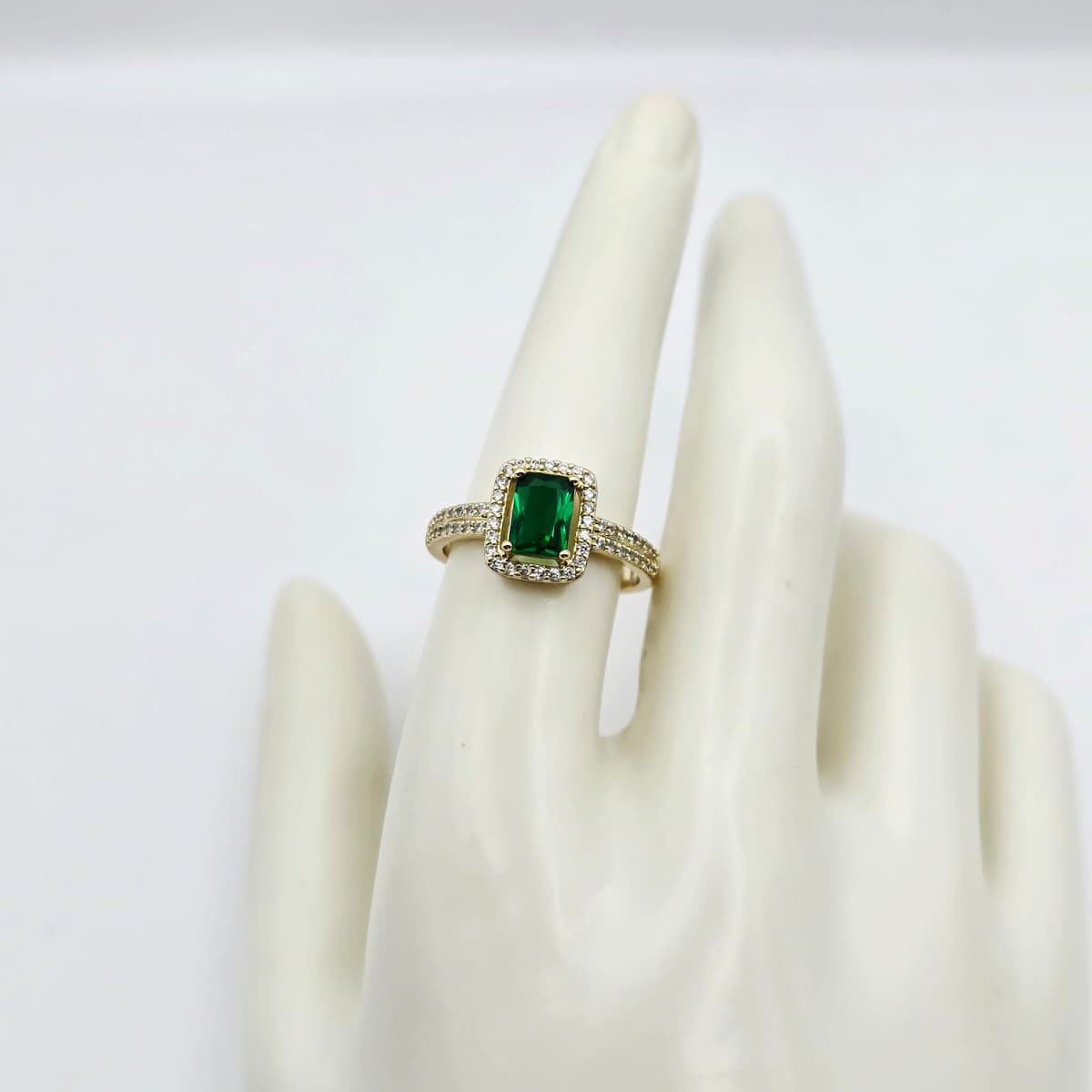 Anillo Zirconias Verde xp