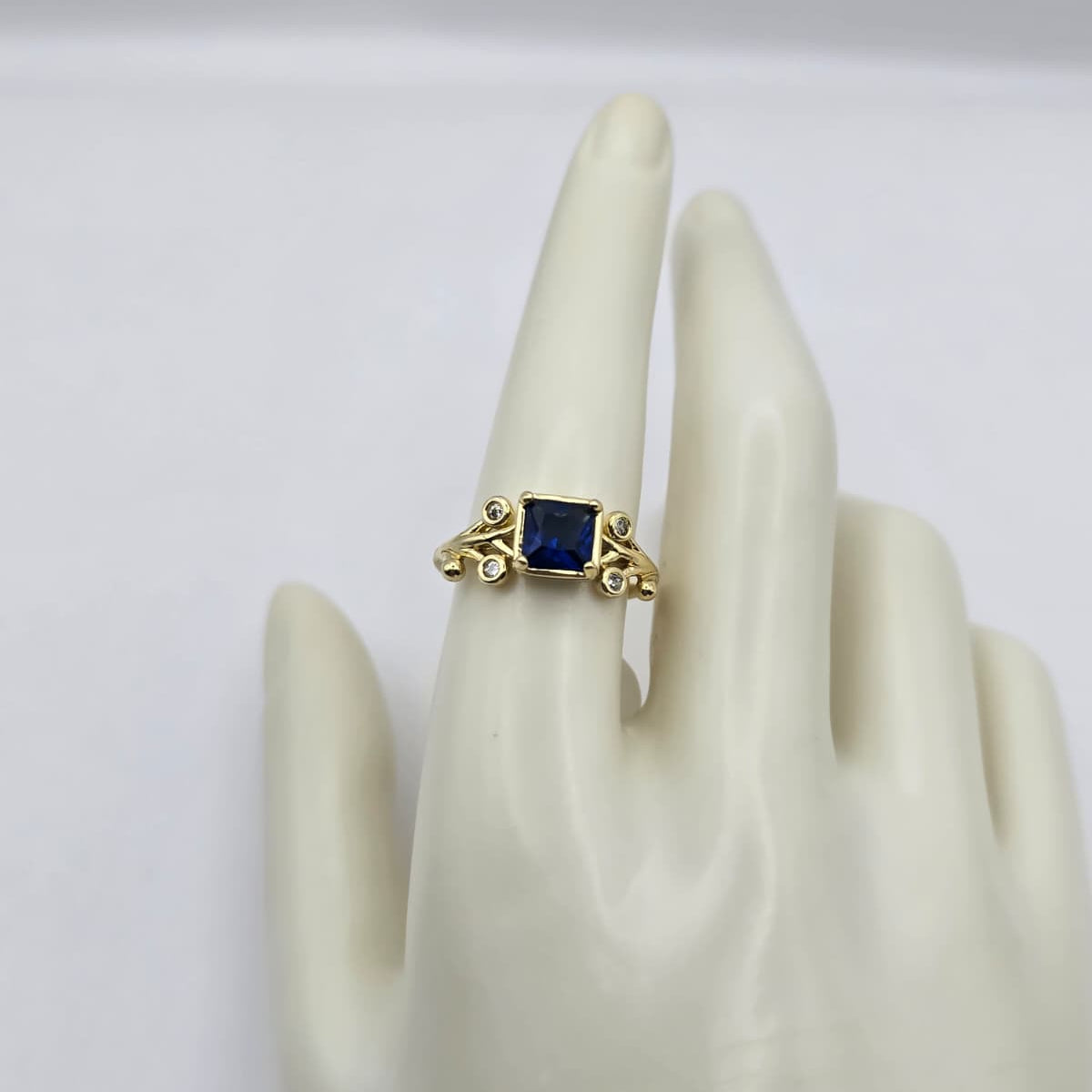 Anillo Cuadrado Azul xp