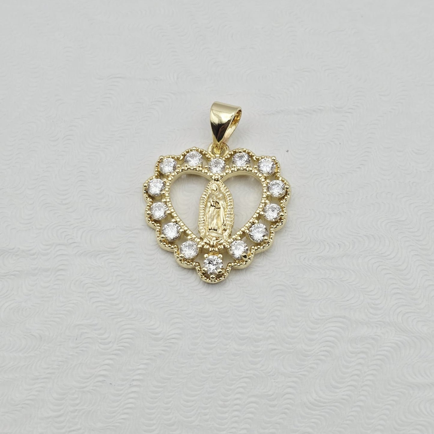 Dije Corazón Virgen Guadalupe Mediano