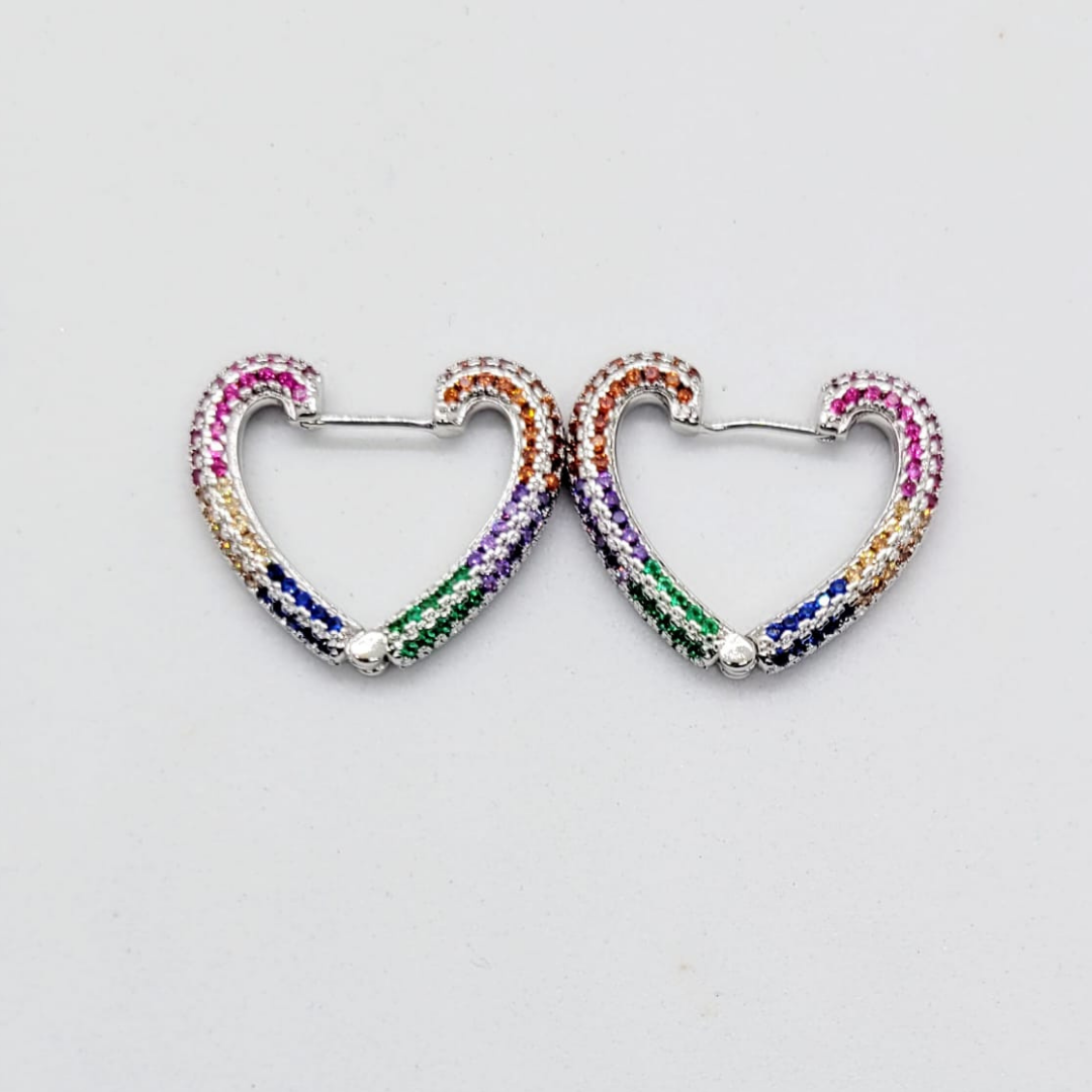 Aretes Corazones de Colores