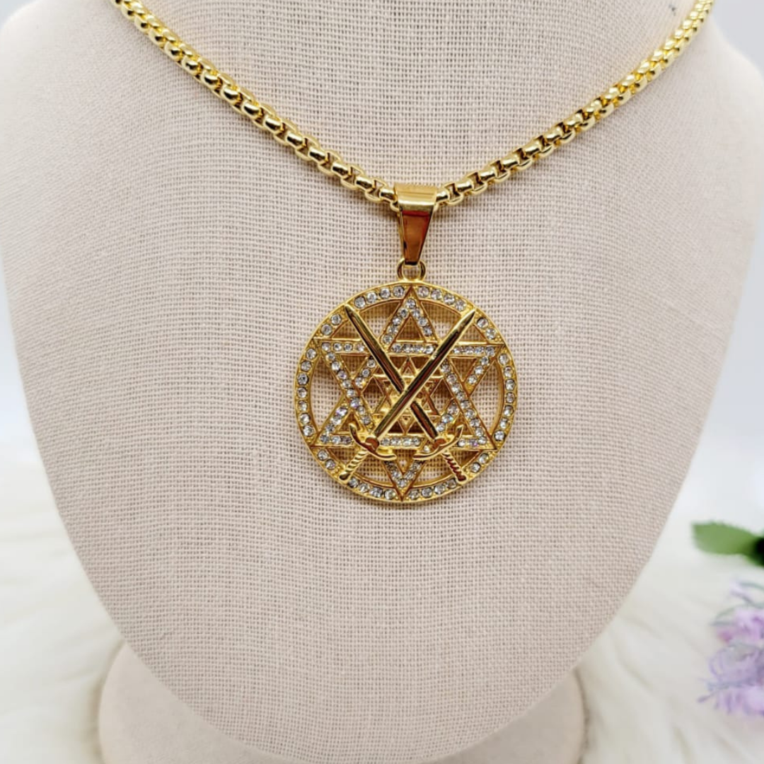 Dije Estrella de David con Espadas