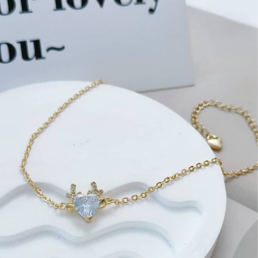 Pulsera Reno Dorado con Corazón