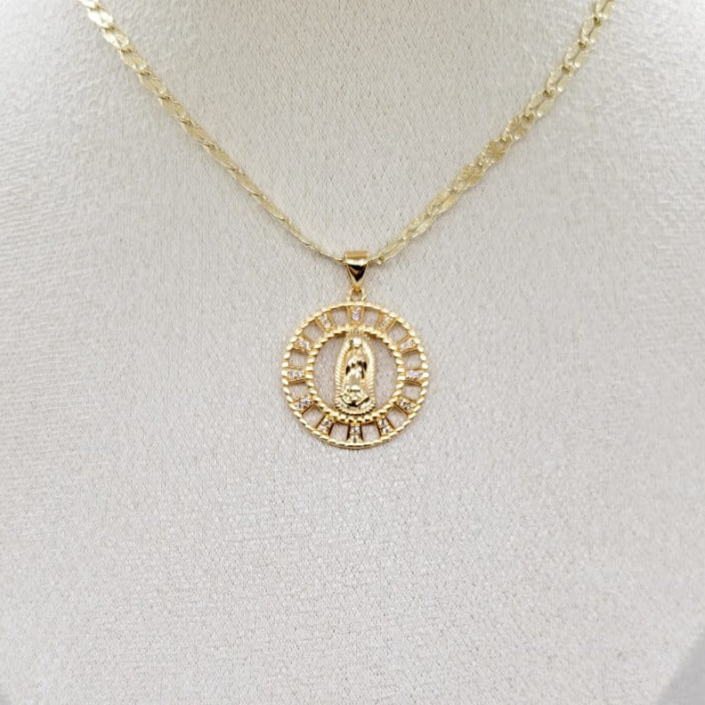 Dije Virgen de Guadalupe Círculo con Zirconia