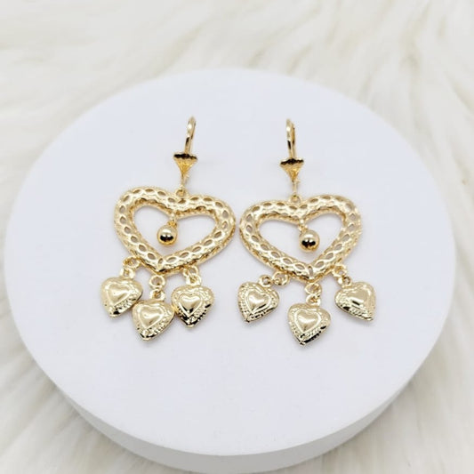 Aretes Corazones Dorados