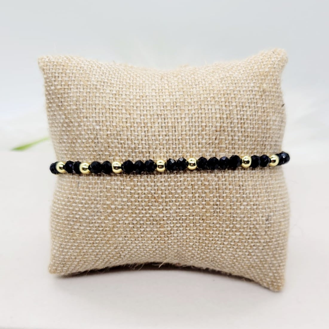 Pulsera Artesanal Sencilla Negra