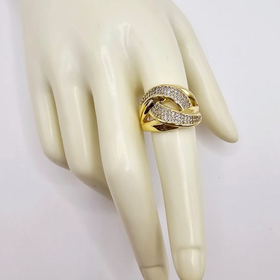 Anillo Dorado y Zirconias xp