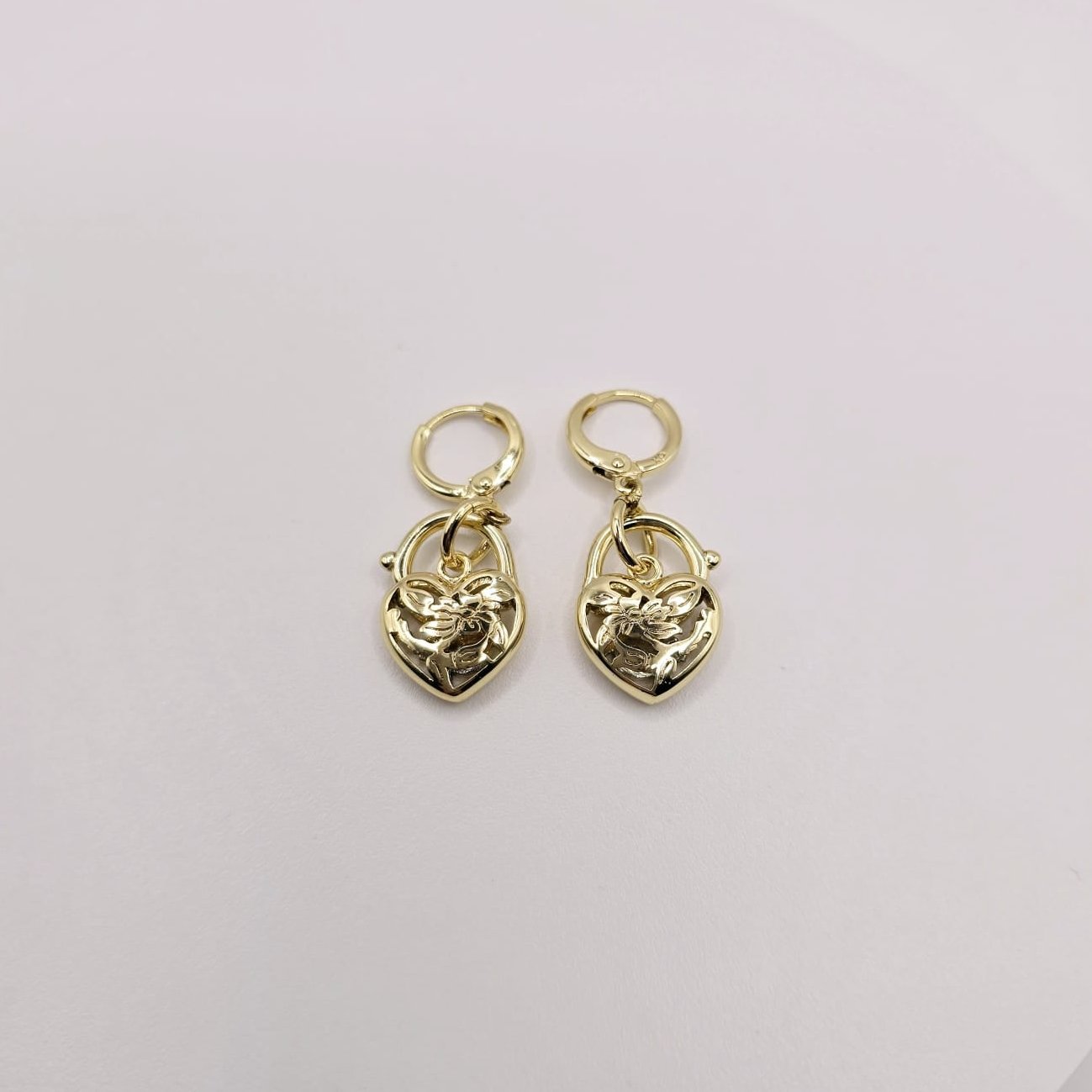 Aretes Corazón Dorados xp