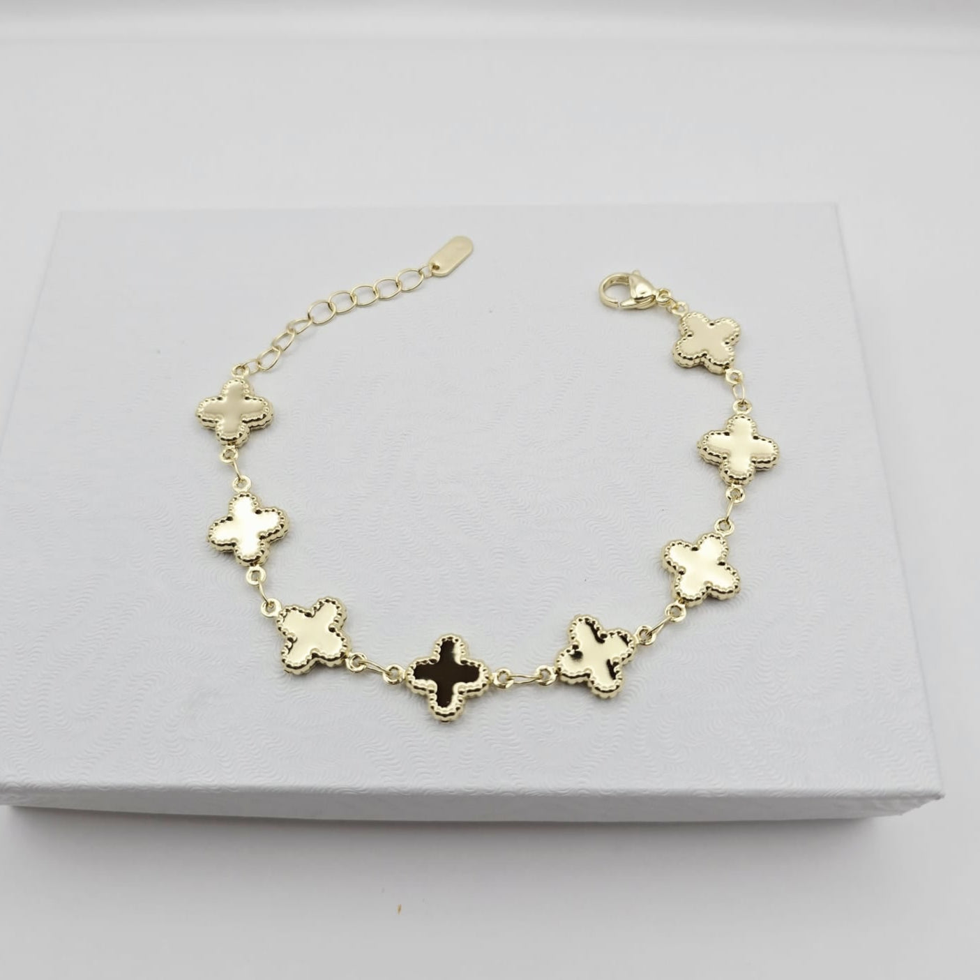 Pulsera Trébol Dorada