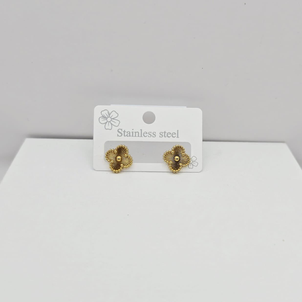 Aretes Trébol Dorados