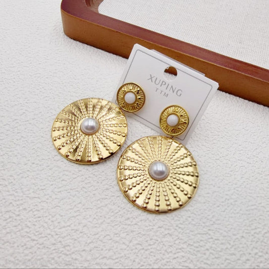 Aretes Dorados con Perlas xp Acero Inoxidable