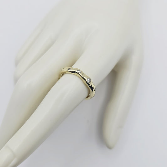 Anillo Dorado Zirconias xp