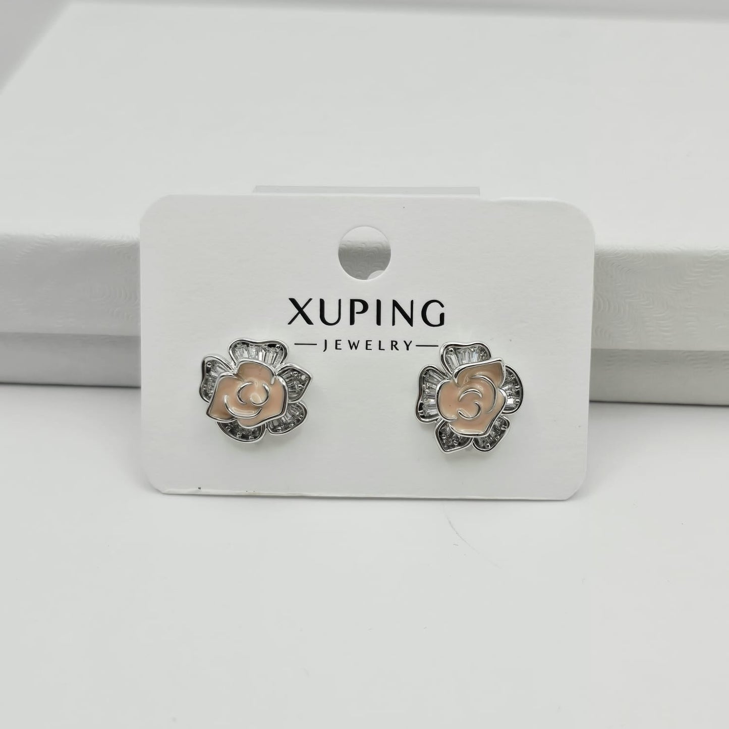 Aretes Flor Plateada xp