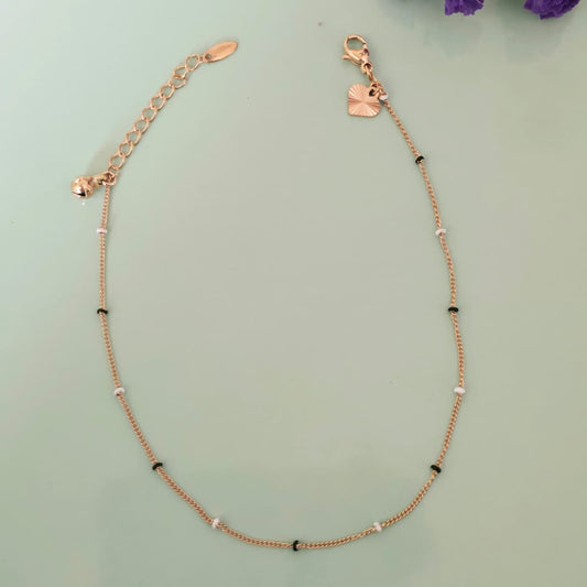 Tobillera Blanco y Negro Gold Rose