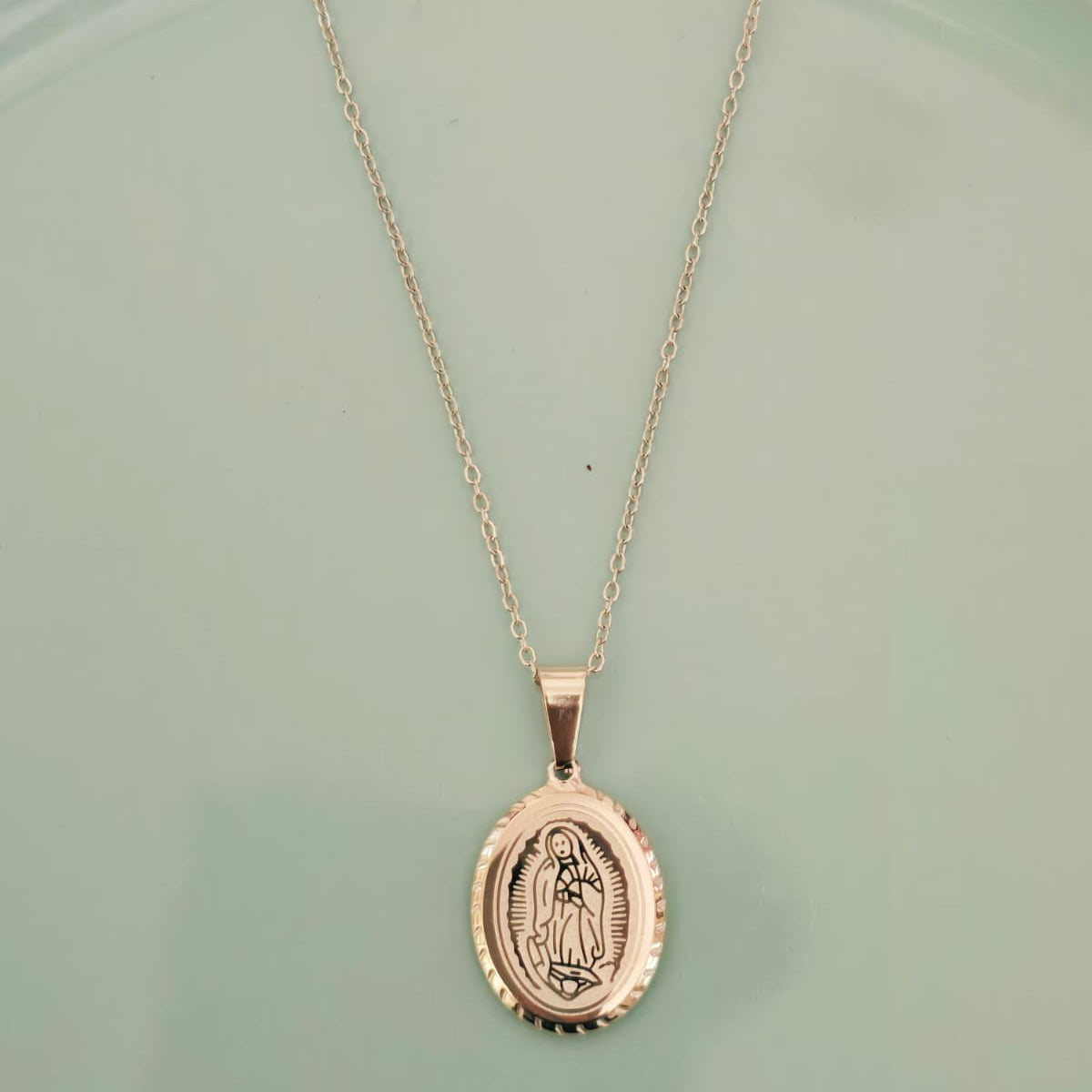 Cadena Virgen de Guadalupe xp 18" con extensión