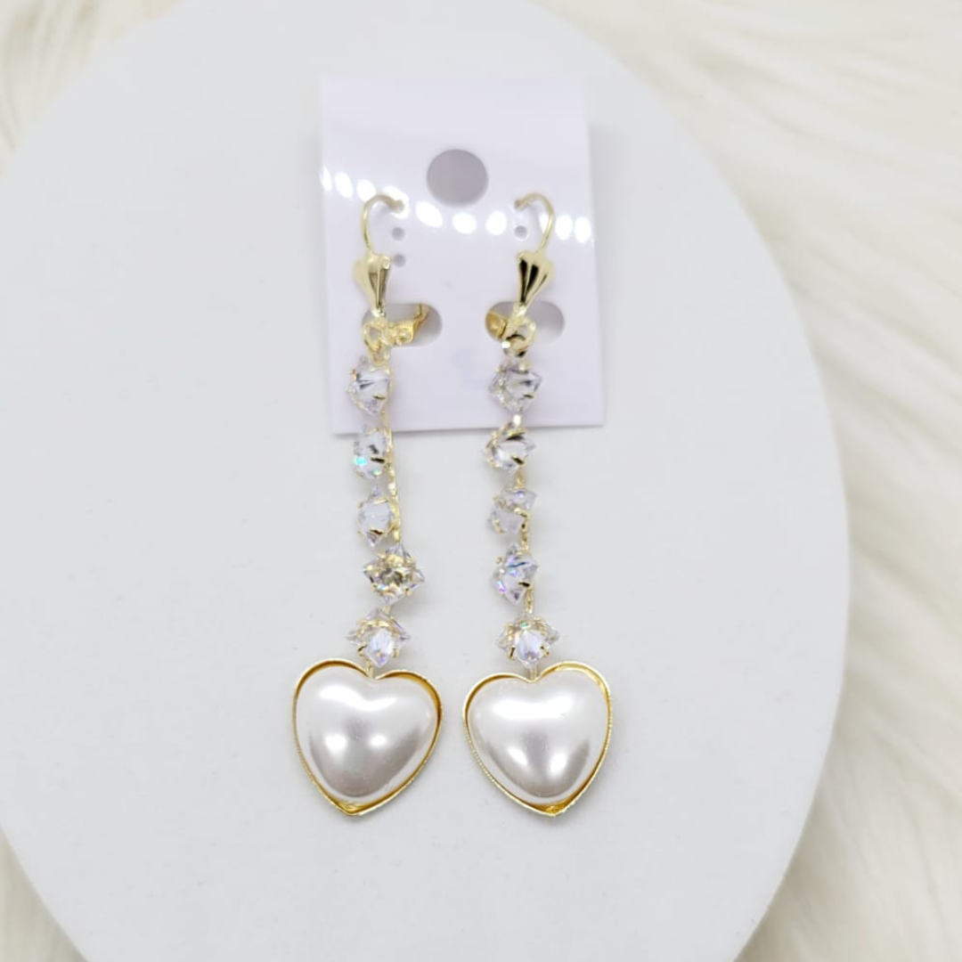 Aretes Largos Corazón con Estrellas